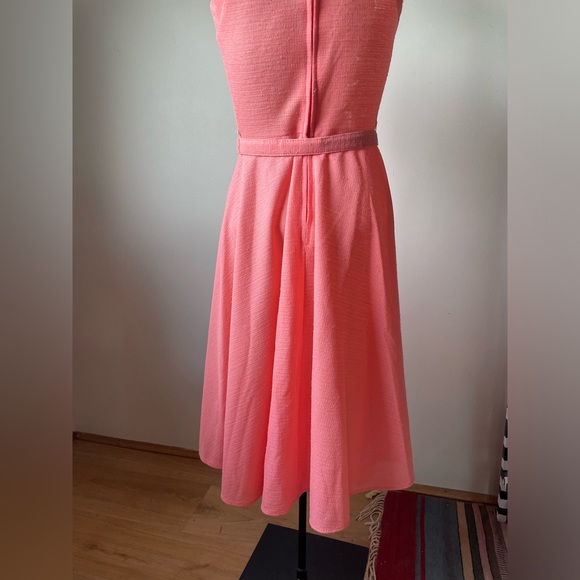 Vintage pink dress with belt and drawstring collar - Picture 5 of 12